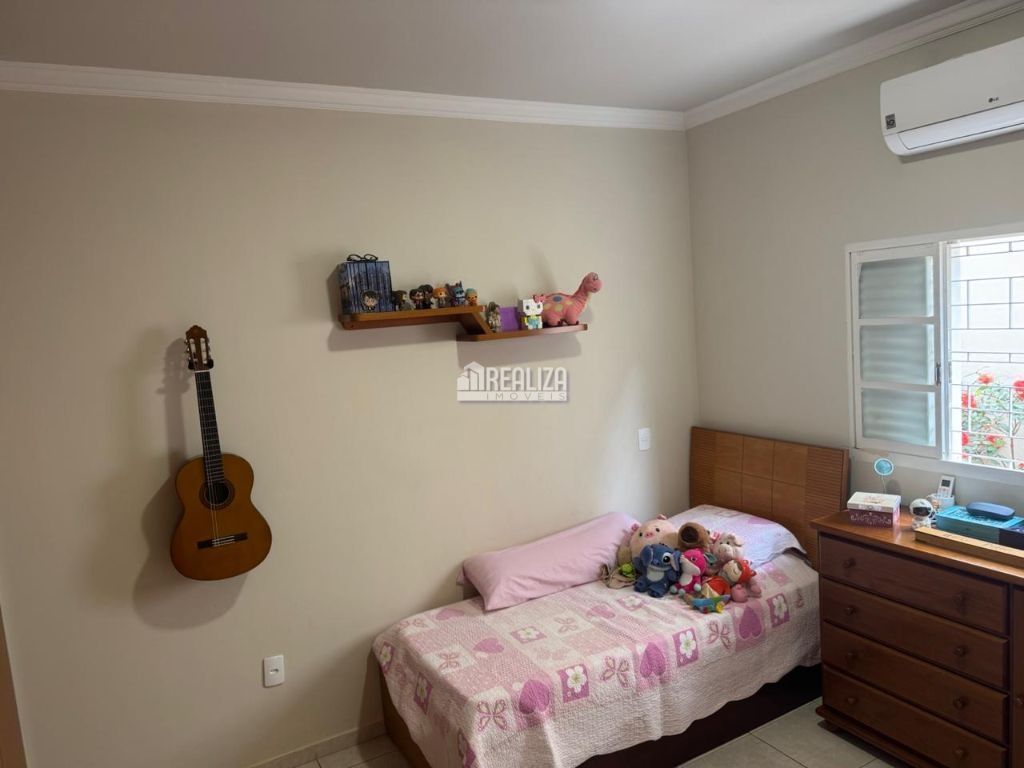 Casa, 4 quartos, 280 m² - Foto 29