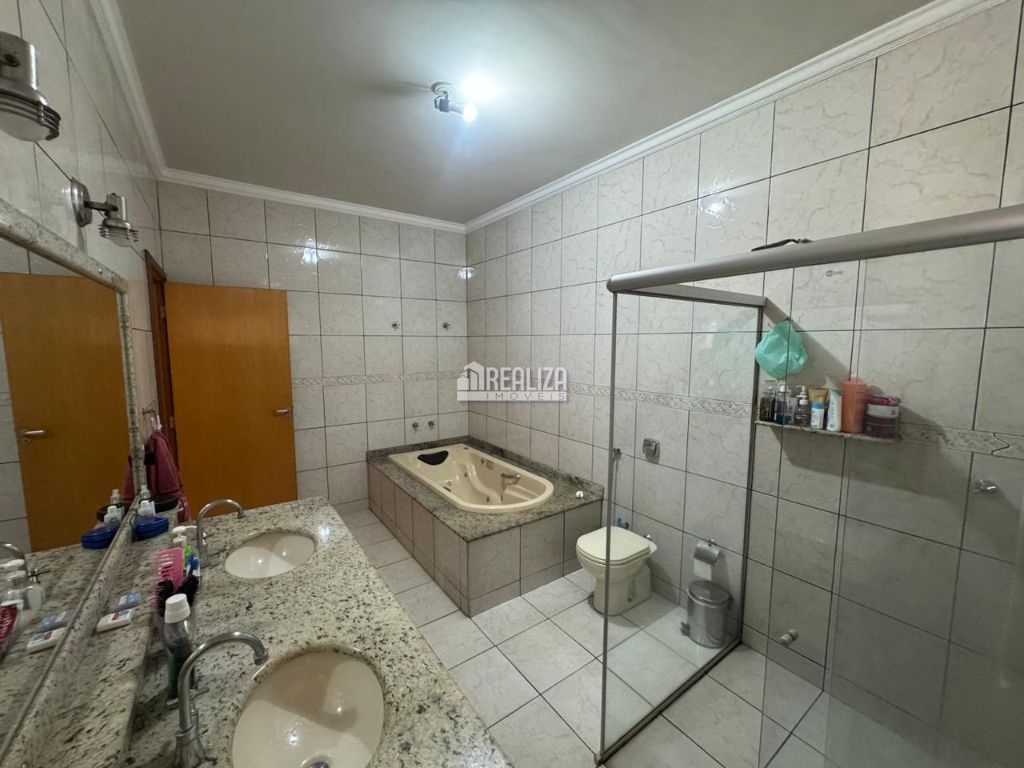 Casa, 4 quartos, 280 m² - Foto 15