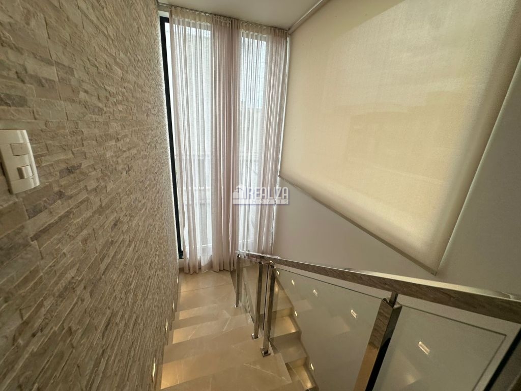 Casa, 3 quartos, 214 m² - Foto 4
