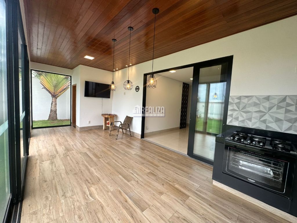 Casa, 3 quartos, 214 m² - Foto 13