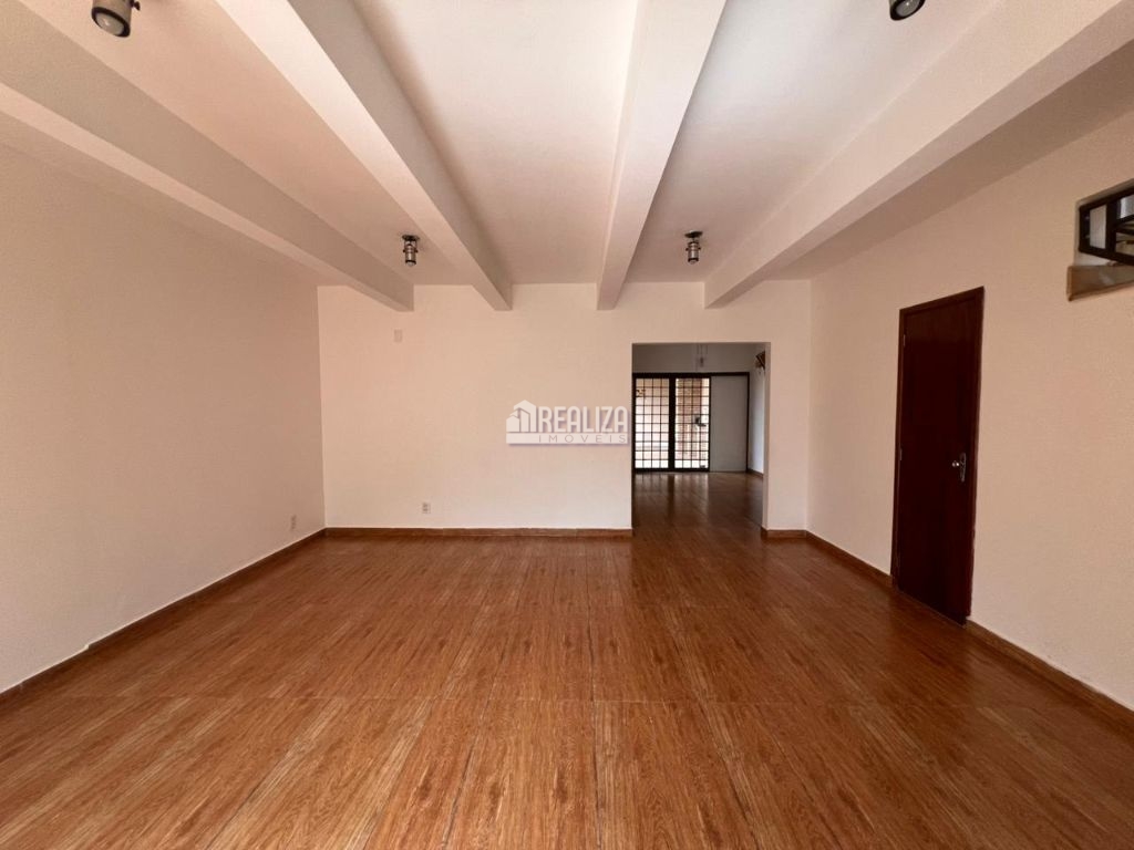 Casa, 4 quartos, 315 m² - Foto 25