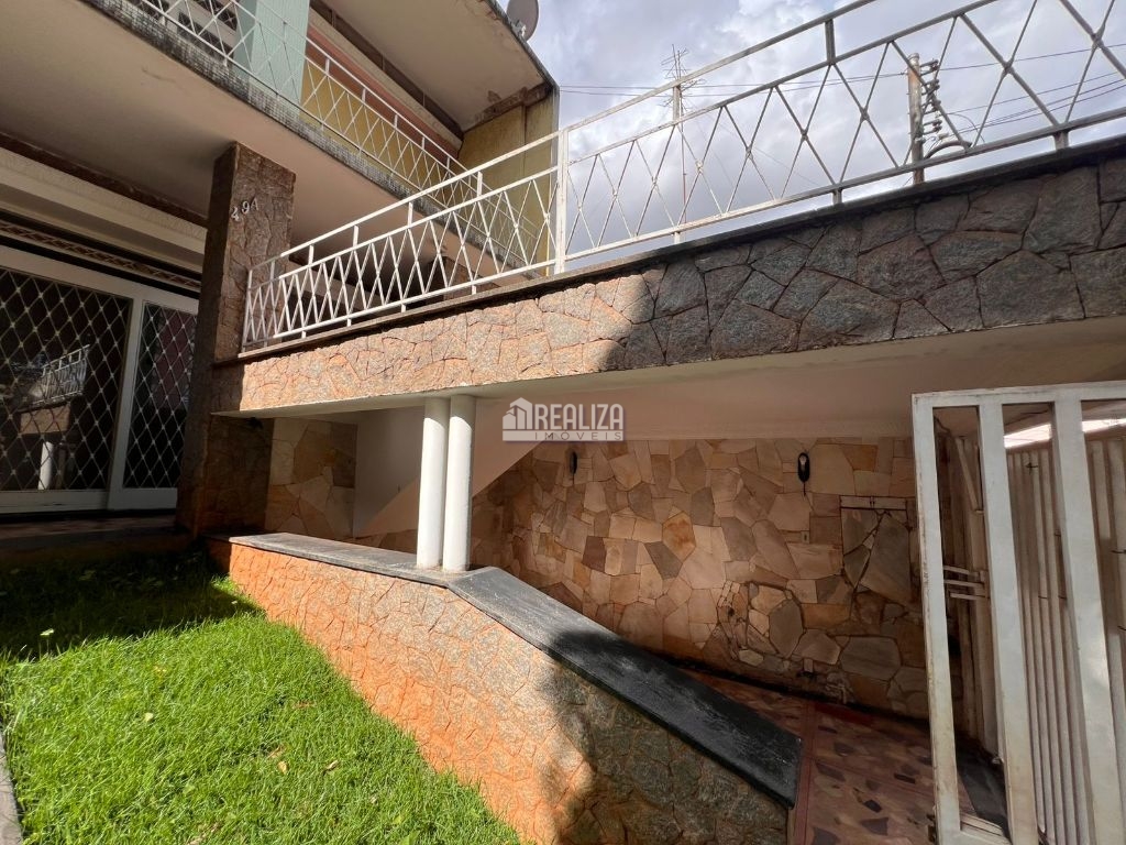 Casa, 4 quartos - Foto 2