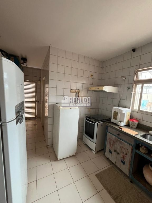 Apartamento, 3 quartos, 200 m² - Foto 2