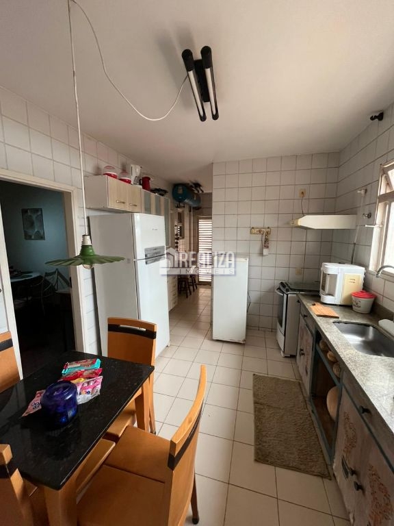 Apartamento, 3 quartos, 200 m² - Foto 4