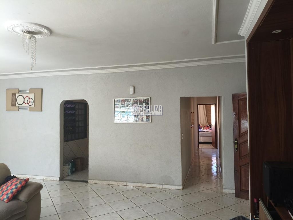 Casa, 3 quartos, 153 m² - Foto 1