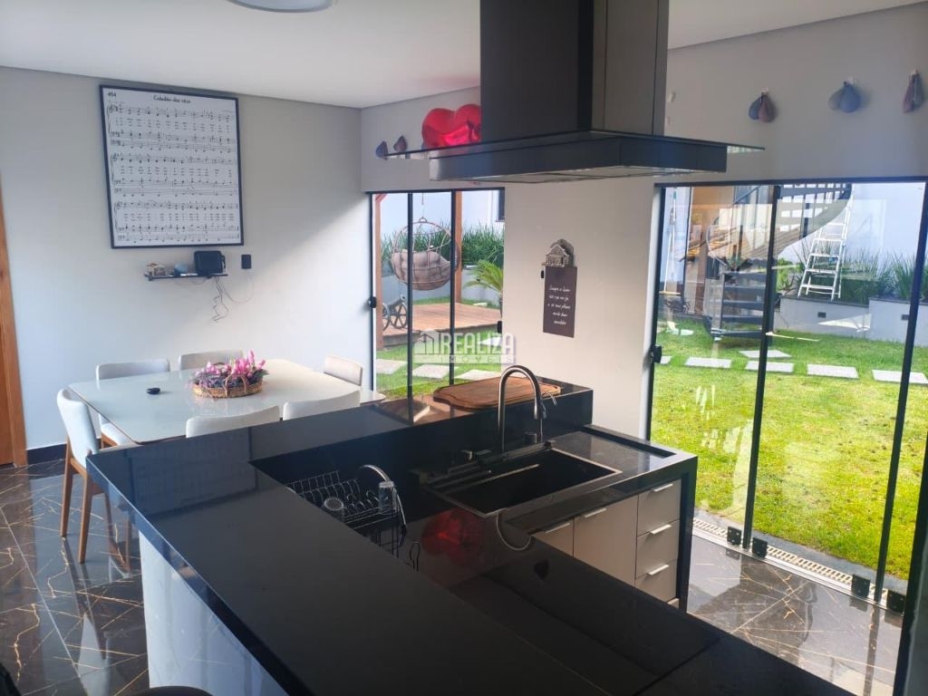 Casa, 2 quartos, 166 m² - Foto 13