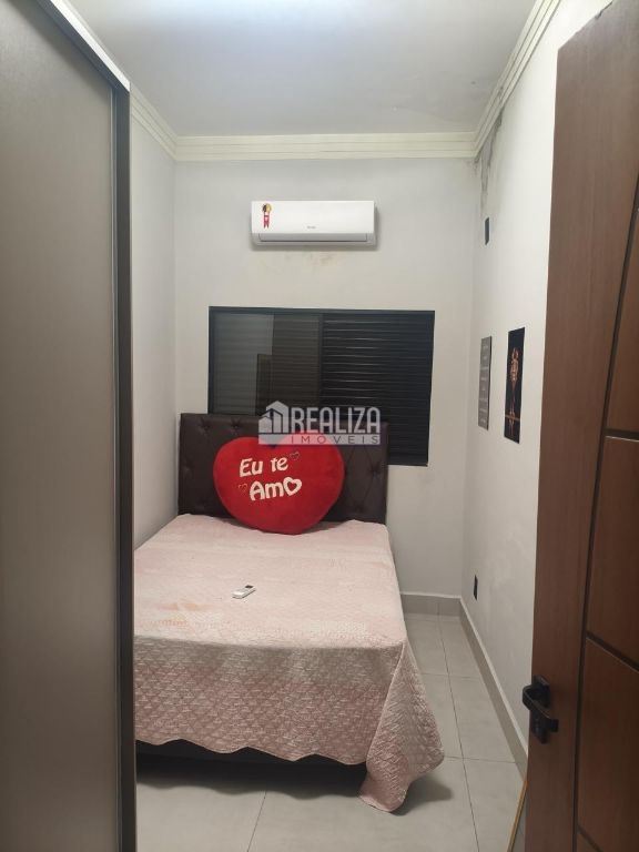 Casa, 2 quartos, 166 m² - Foto 2