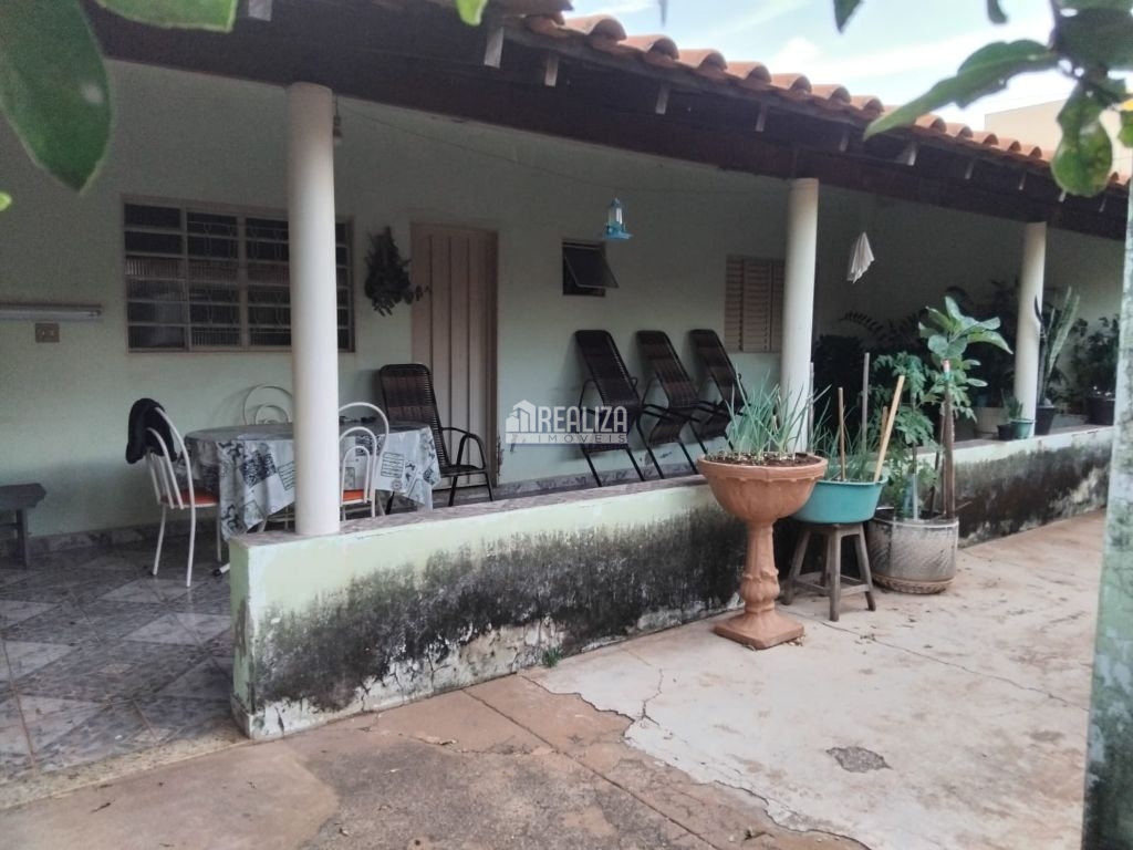 Casa, 4 quartos - Foto 1