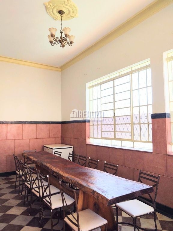 Casa, 6 quartos, 322 m² - Foto 27