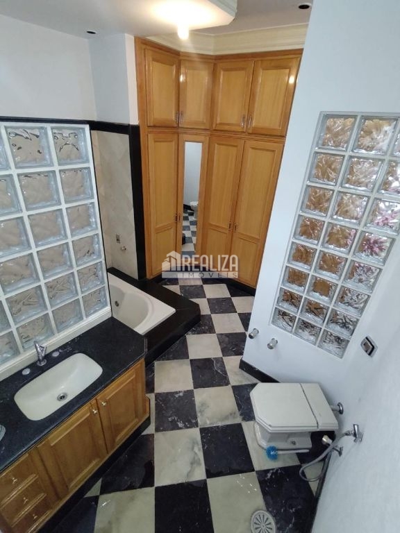 Casa, 6 quartos, 322 m² - Foto 11