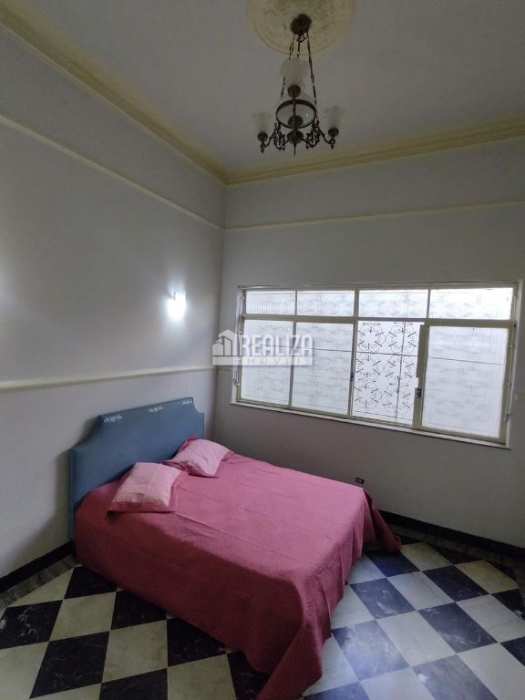 Casa, 6 quartos, 322 m² - Foto 8