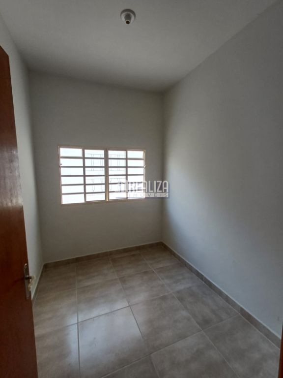 Casa, 2 quartos, 44 m² - Foto 2