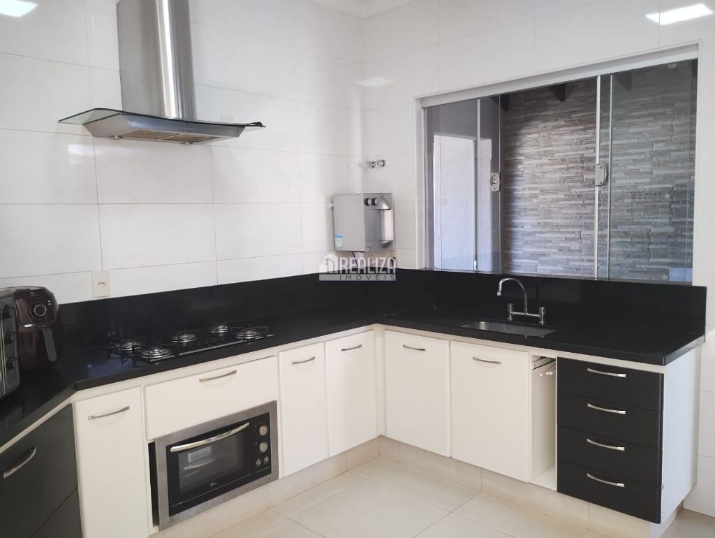 Casa, 3 quartos, 164 m² - Foto 4