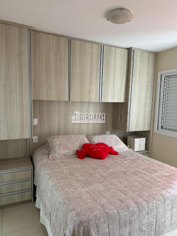 Apartamento, 3 quartos, 100 m² - Foto 1