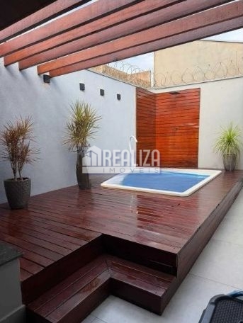 Casa, 3 quartos, 127 m² - Foto 1