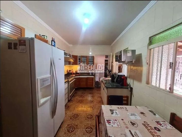 Casa, 3 quartos, 221 m² - Foto 16