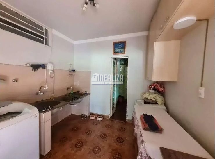 Casa, 3 quartos, 221 m² - Foto 13