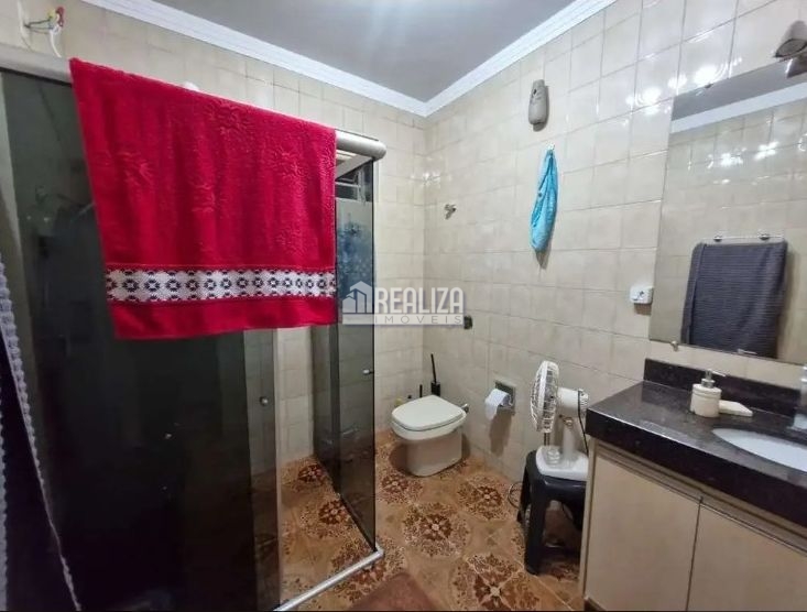 Casa, 3 quartos, 221 m² - Foto 3