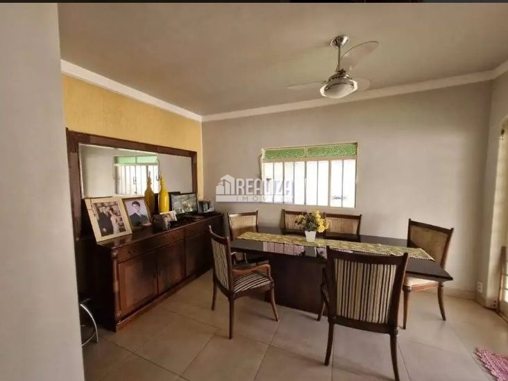 Casa, 3 quartos, 221 m² - Foto 20
