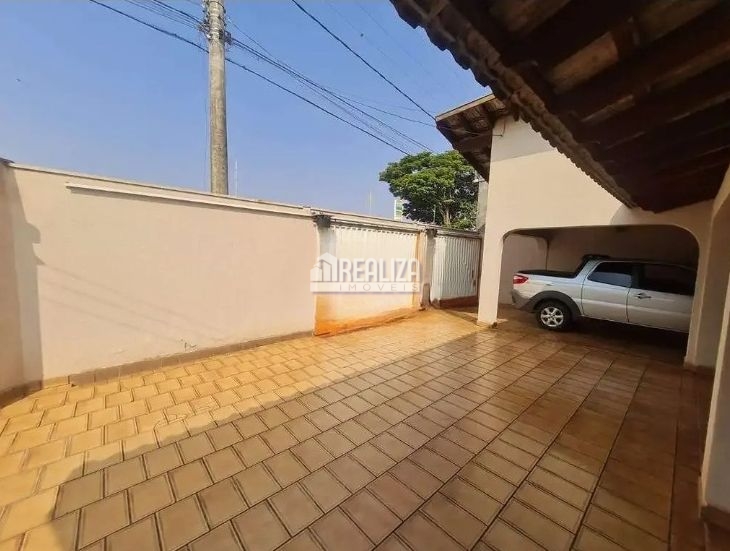 Casa, 3 quartos, 221 m² - Foto 11