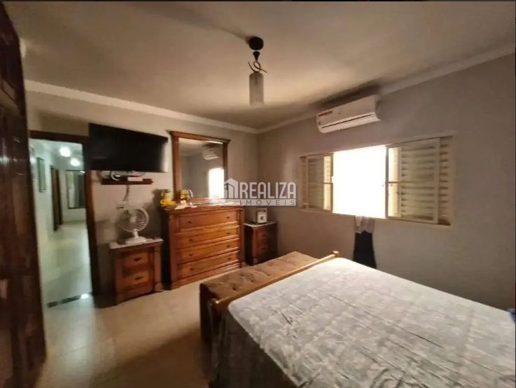 Casa, 3 quartos, 221 m² - Foto 23