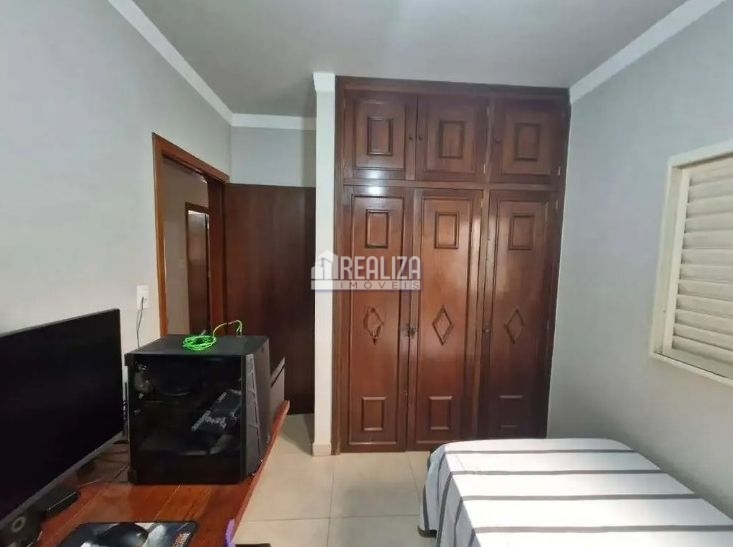 Casa, 3 quartos, 221 m² - Foto 22