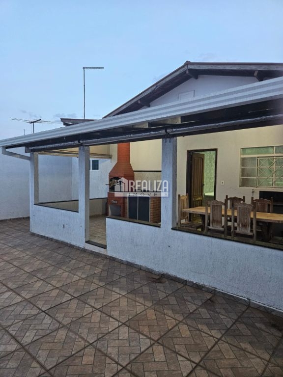 Casa, 3 quartos, 130 m² - Foto 1