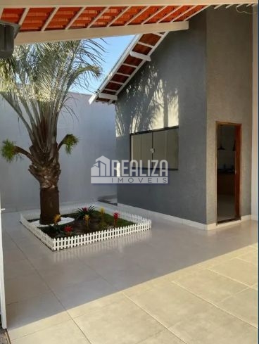 Casa, 2 quartos, 185 m² - Foto 1