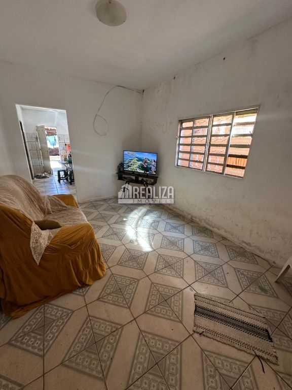 Casa, 2 quartos, 81 m² - Foto 2