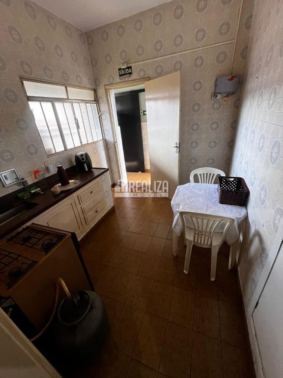 Casa, 4 quartos, 226 m² - Foto 9