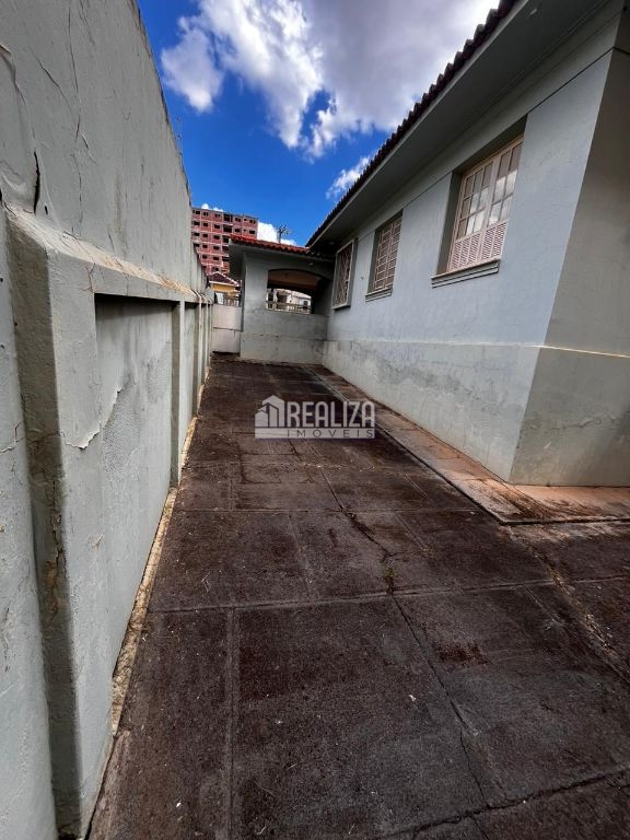 Casa, 4 quartos, 226 m² - Foto 8