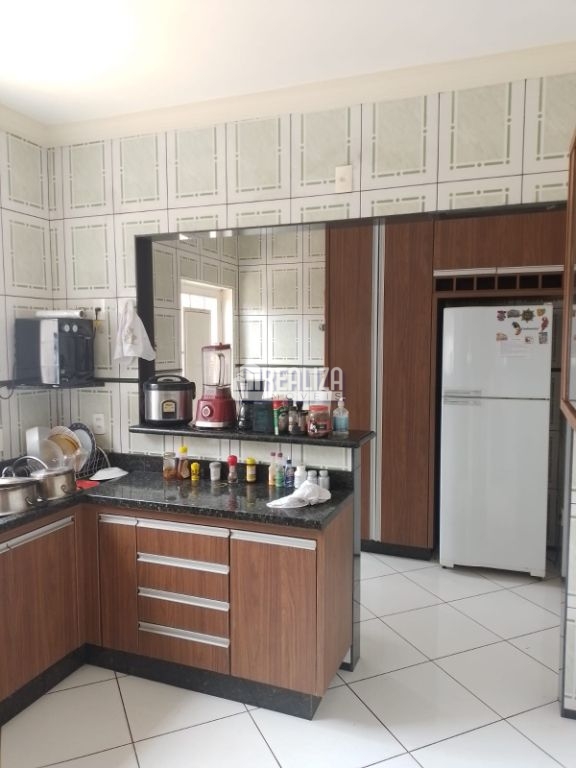 Casa, 3 quartos, 107 m² - Foto 2