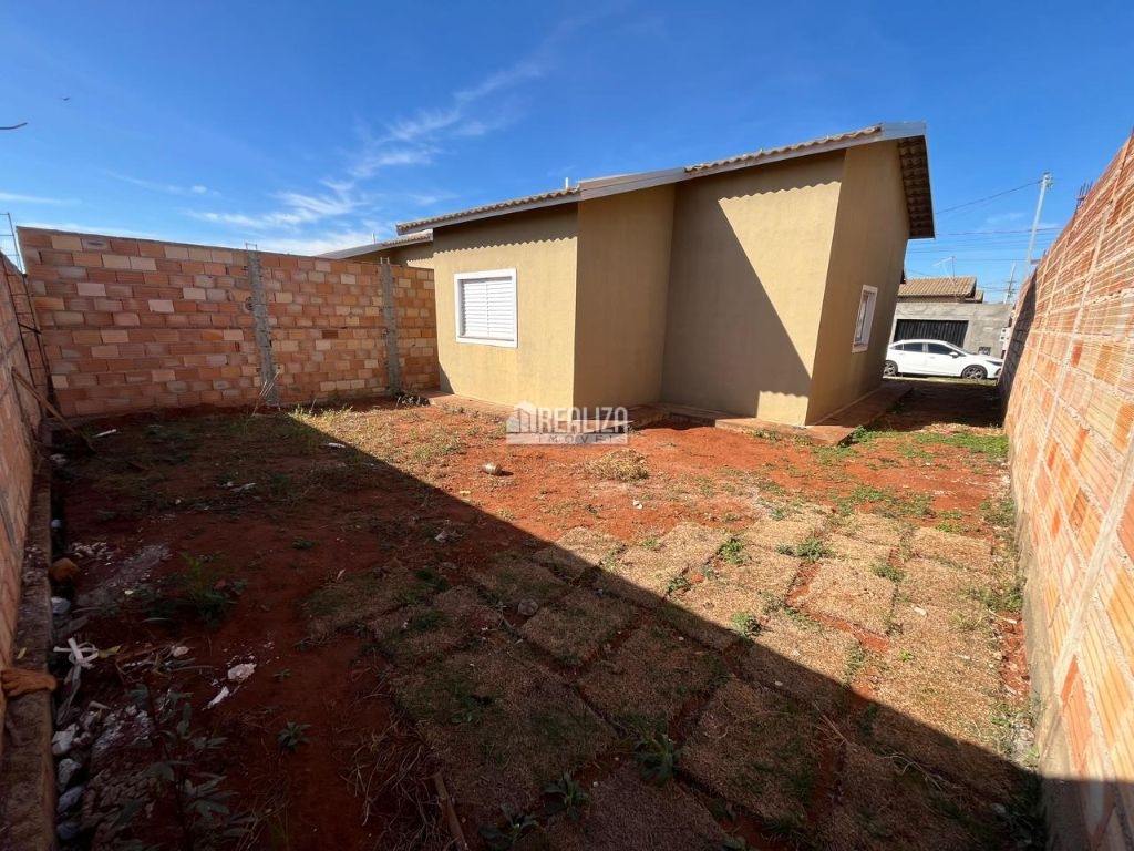 Casa, 2 quartos, 48 m² - Foto 2