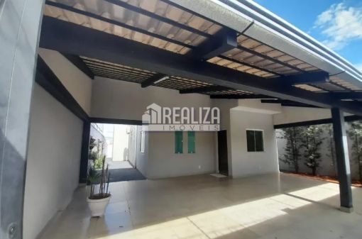 Casa, 3 quartos, 195 m² - Foto 1