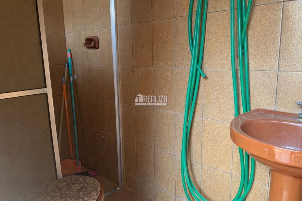 Casa, 4 quartos, 240 m² - Foto 4
