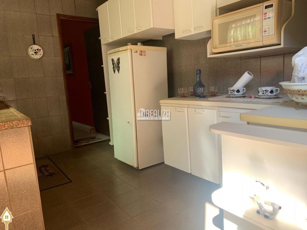 Casa, 4 quartos, 240 m² - Foto 10