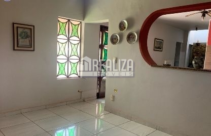 Casa, 4 quartos, 240 m² - Foto 3
