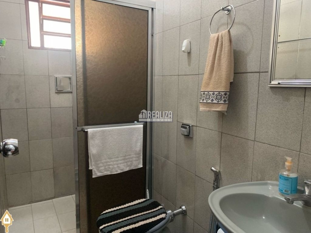 Casa, 4 quartos, 240 m² - Foto 13