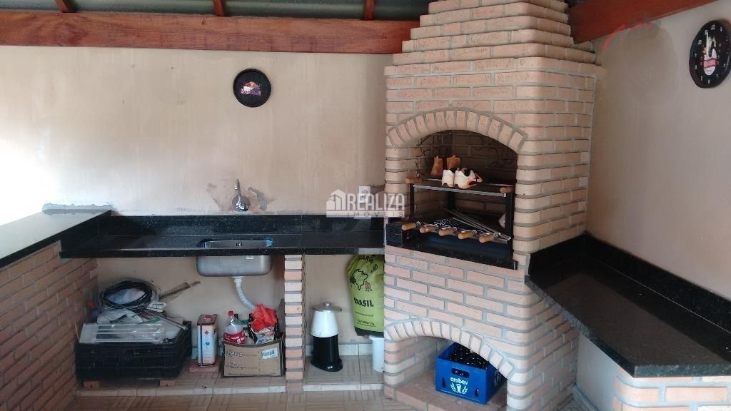 Casa, 3 quartos, 193 m² - Foto 3