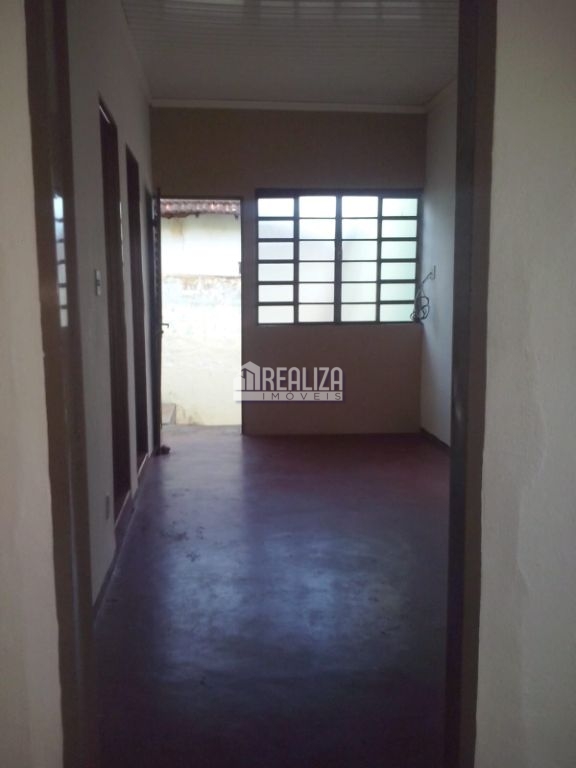 Casa, 3 quartos, 221 m² - Foto 4