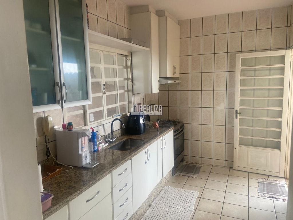Casa, 3 quartos, 182 m² - Foto 3