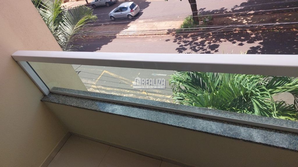 Apartamento, 3 quartos, 83 m² - Foto 2