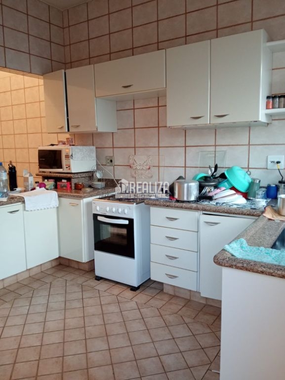 Casa, 3 quartos, 272 m² - Foto 11