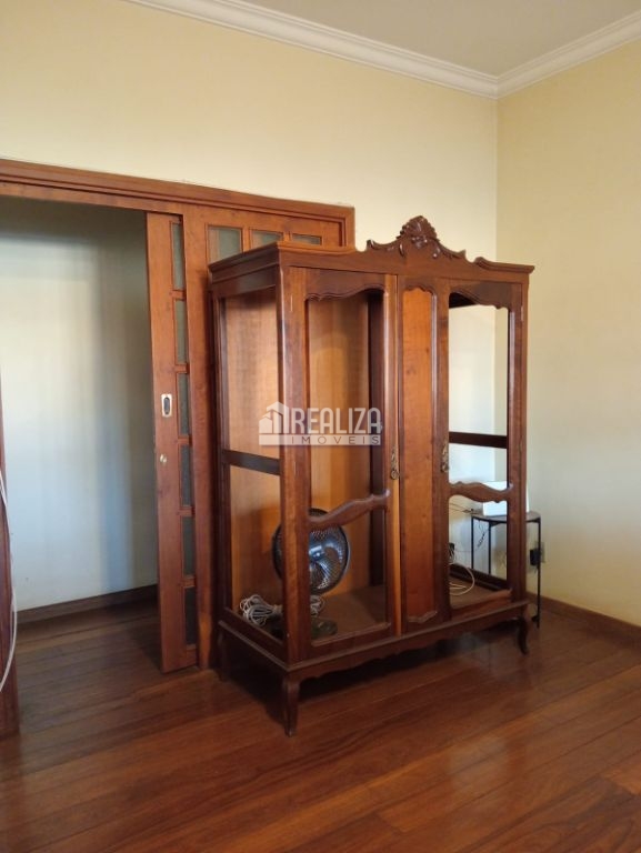 Casa, 3 quartos, 272 m² - Foto 14