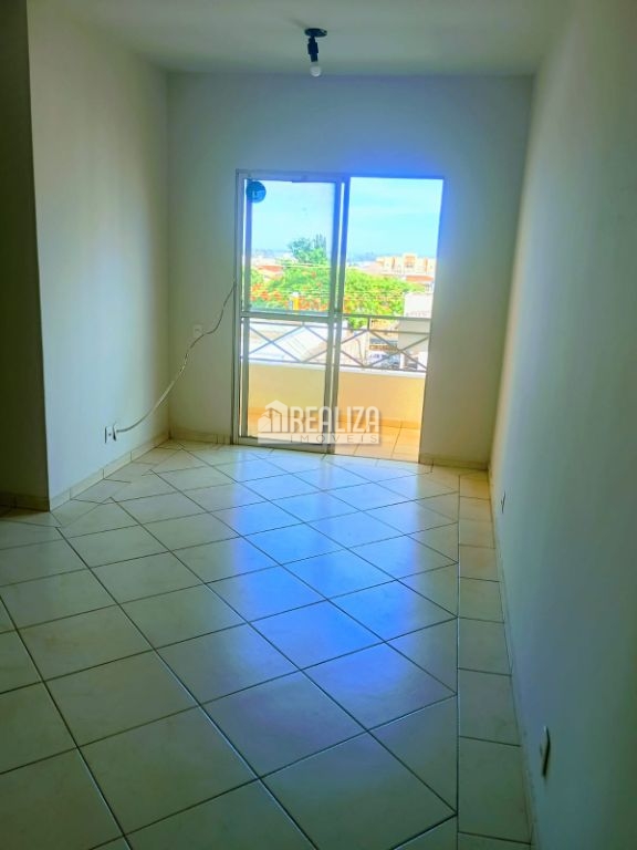 Apartamento, 3 quartos, 71 m² - Foto 2