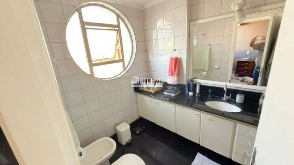 Apartamento, 3 quartos, 240 m² - Foto 10