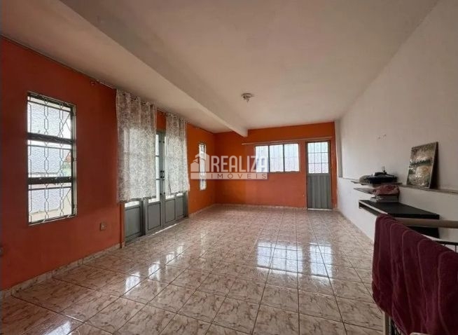Casa, 3 quartos, 228 m² - Foto 1