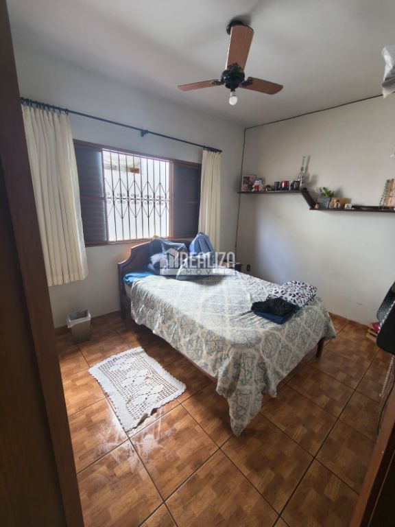 Casa, 3 quartos, 162 m² - Foto 3