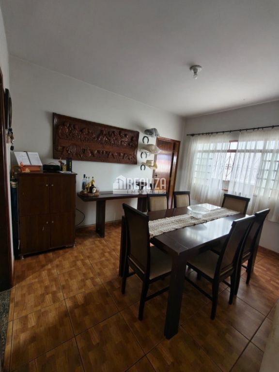 Casa, 3 quartos, 162 m² - Foto 4
