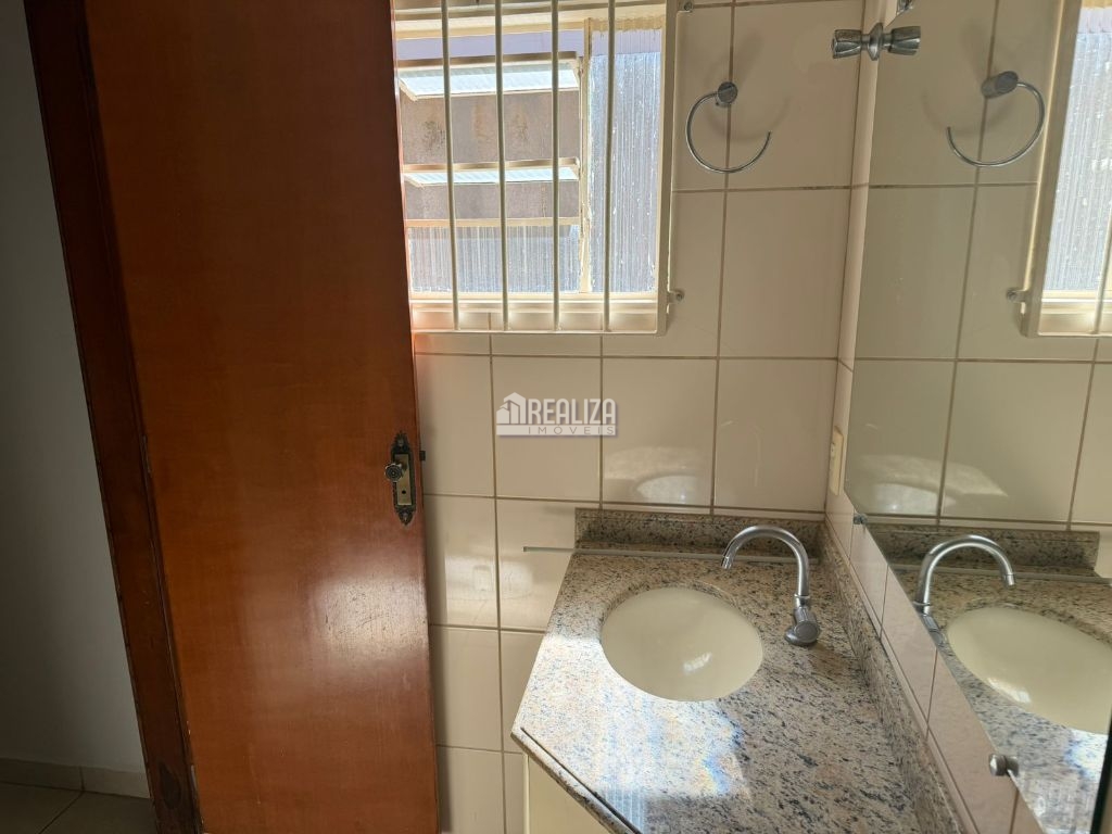 Casa, 3 quartos, 202 m² - Foto 13